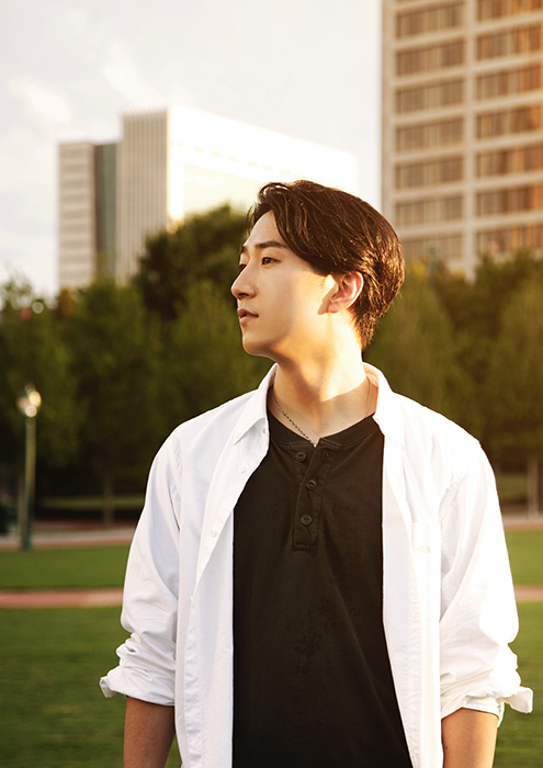 村上佳佑